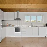 3 Bedroom Gorgeous In Prázdninový dům